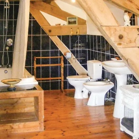 Nyaraló Four Bedroom Holiday In