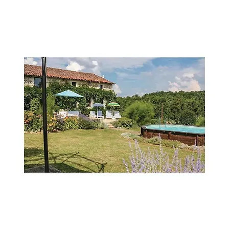 Four Bedroom Holiday In Nyaraló *